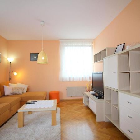 Apartment Vojka In City Center Porec Bagian luar foto